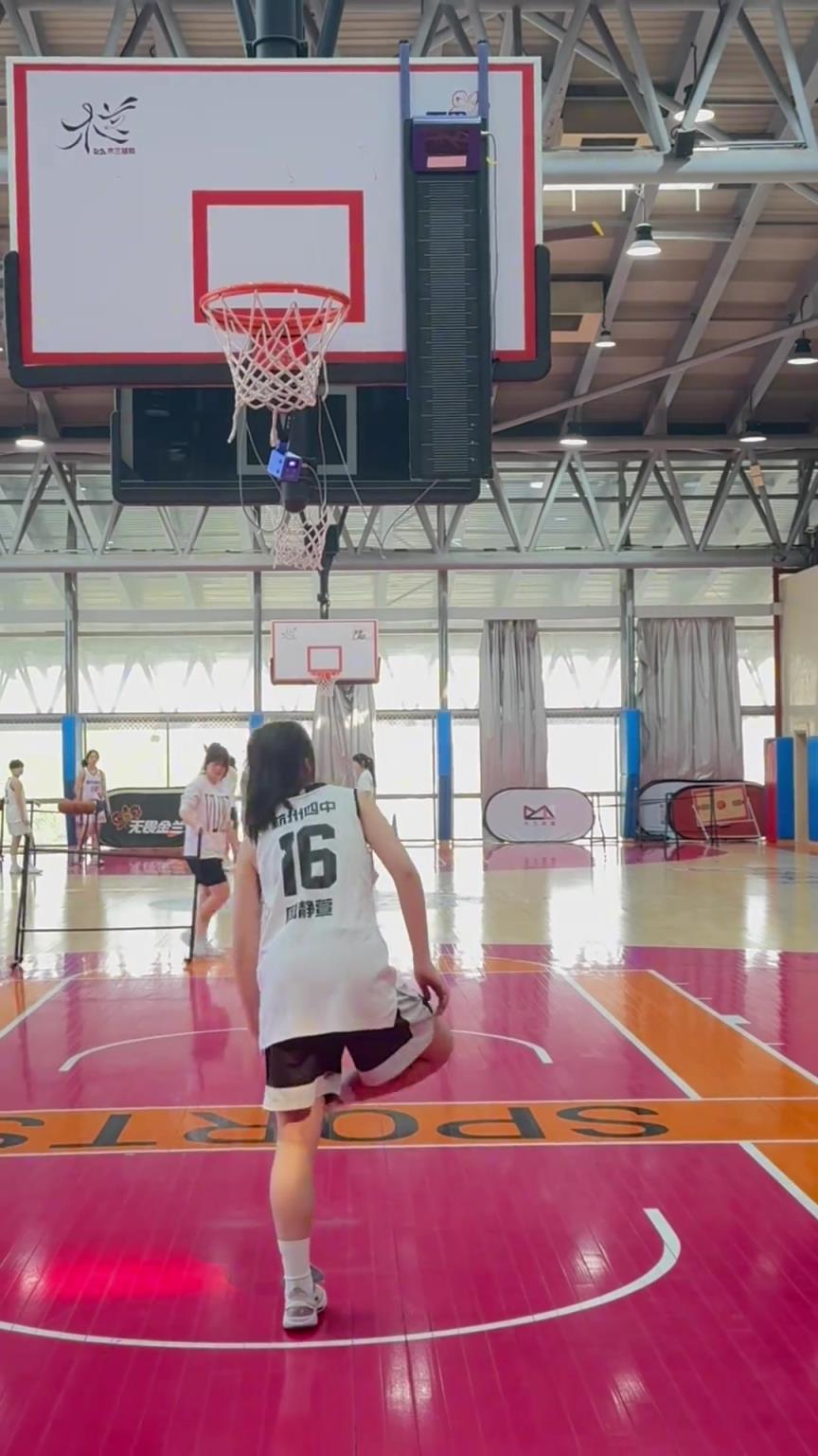 所以，你能摸高多少？