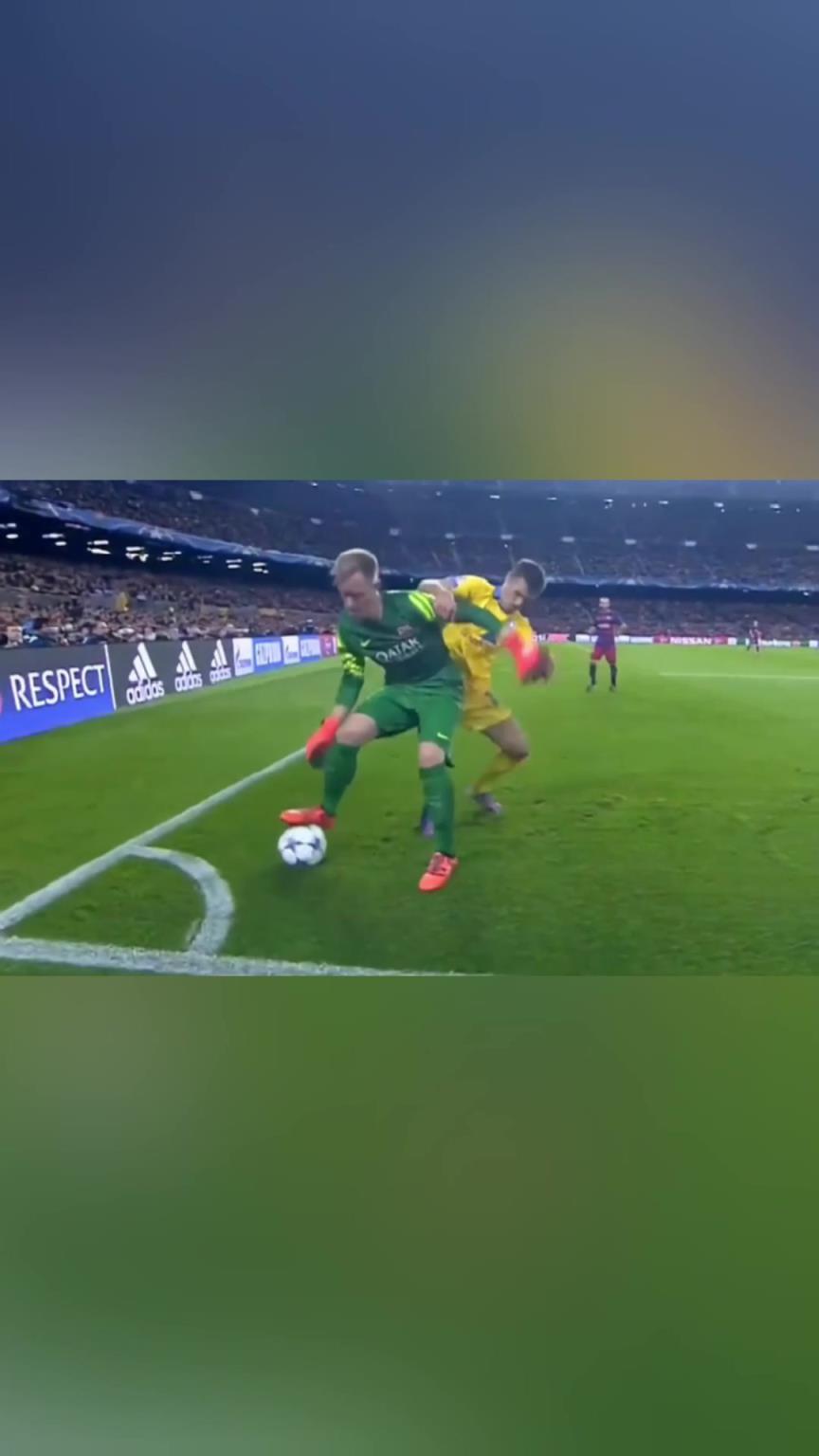 特爾施特根：老子的護(hù)球像亨利！誰來了也不好使！