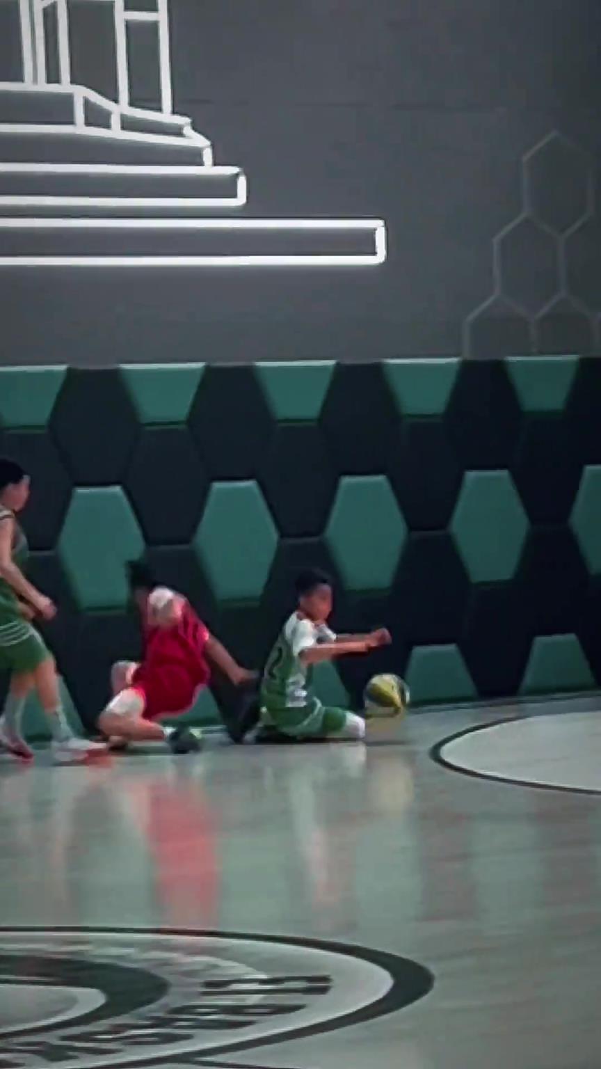 有一種默契叫做從小一起長(zhǎng)大！